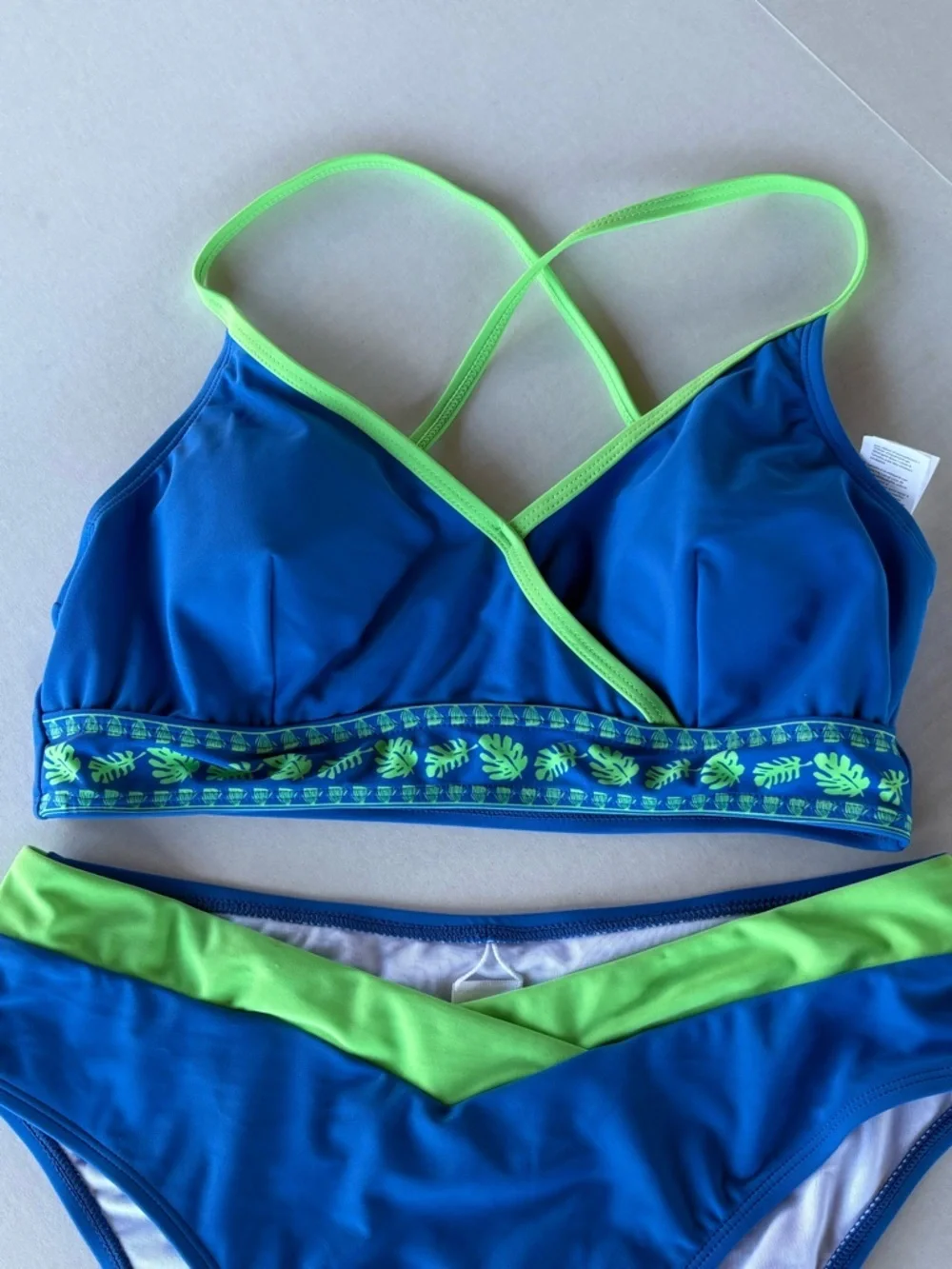 Cupshe Colorblock Triangle Bikini Set Medium V Waist Bottoms Blue Green NWT